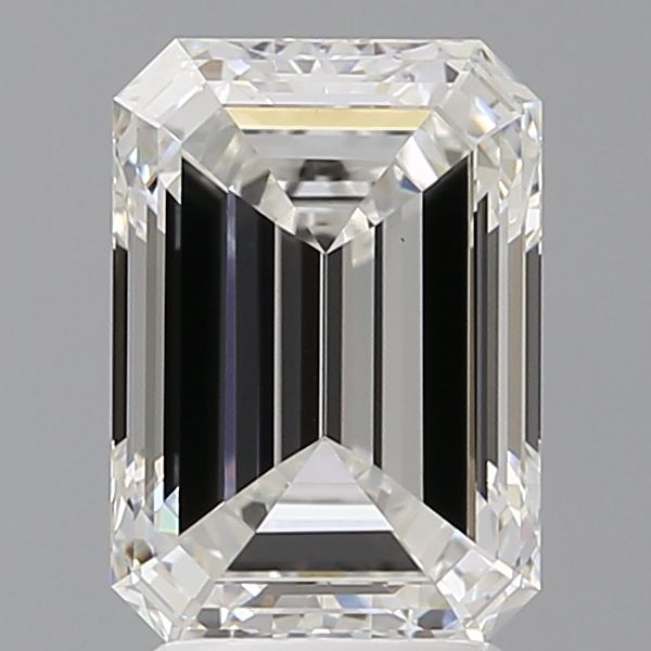 3.08 ct Emerald diamond