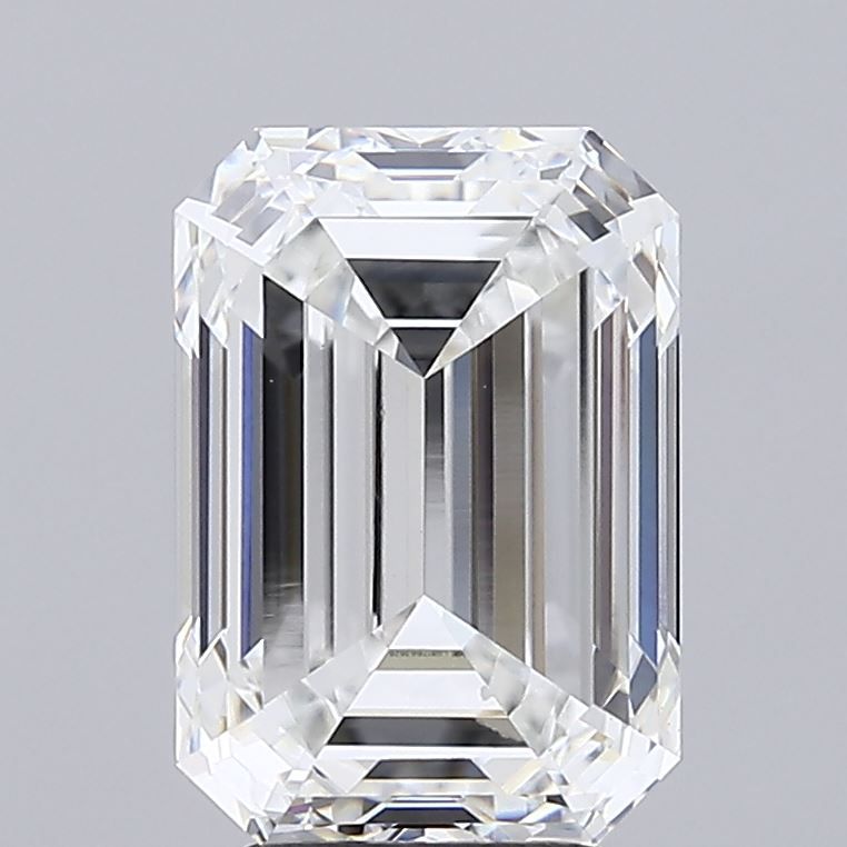 5.01 ct. emerald Lab Grown Diamond front image