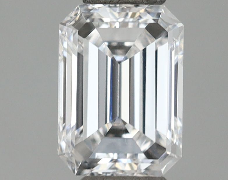 0.48 ct lab-grown Emerald Diamond