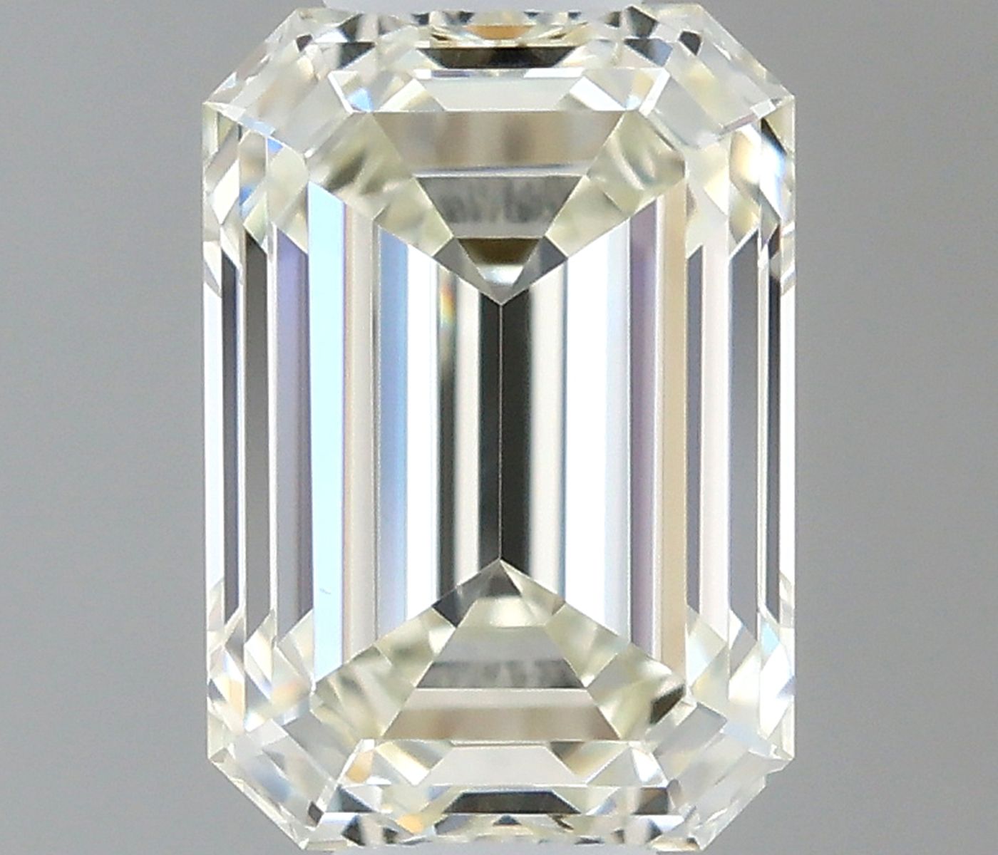 0.41 ct Emerald Diamond
