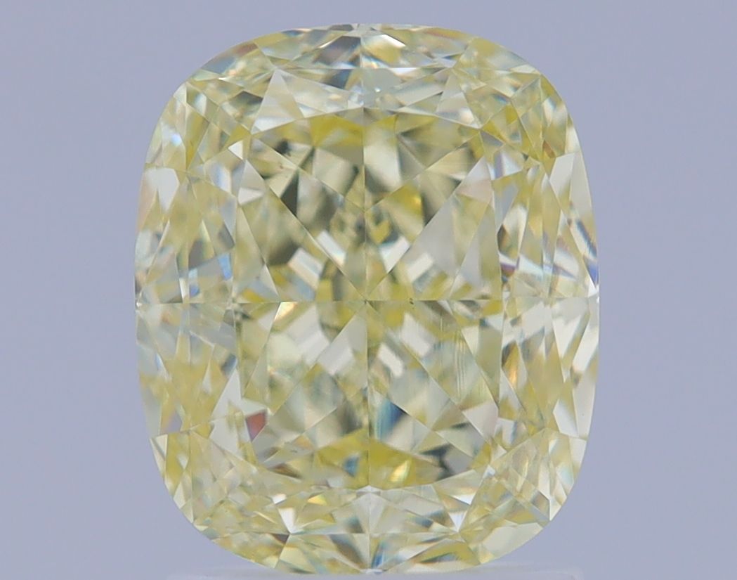 2.22 ct Cushion Brilliant diamond