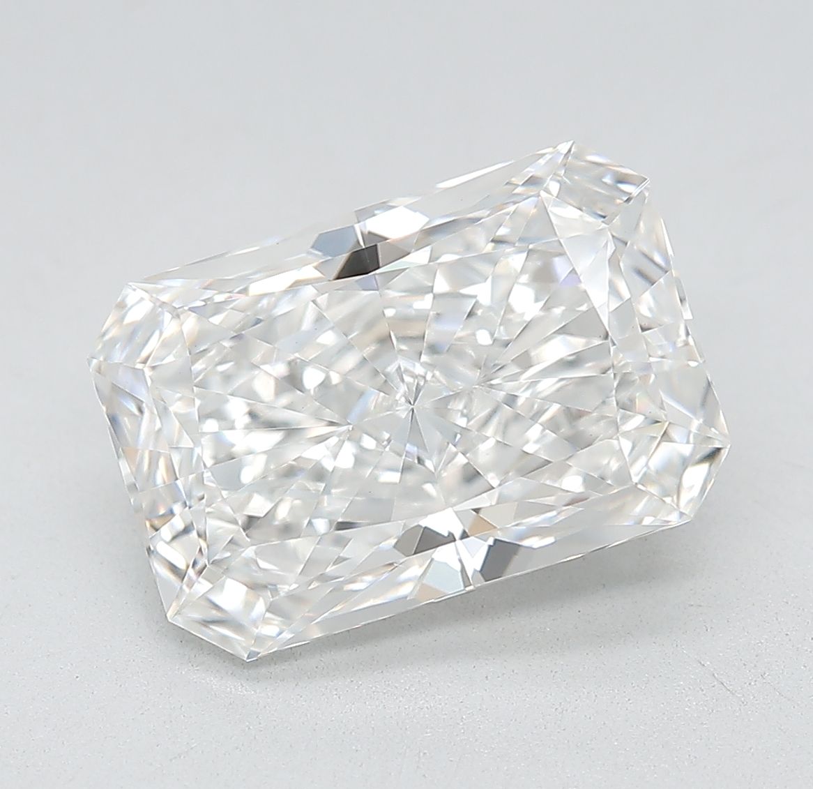 3.93 ct. radiant Lab Grown Diamond front image