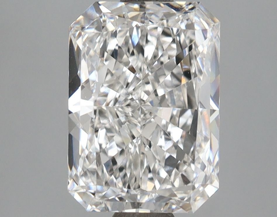 2.88 ct. radiant Lab Grown Diamond front image