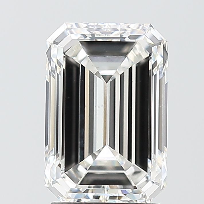 2.60 ct Emerald diamond