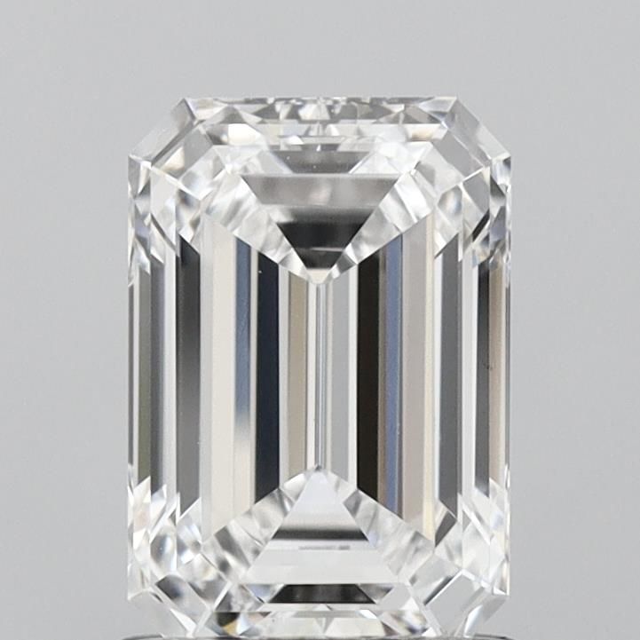 1.45 ct. emerald Lab Grown Diamond front image