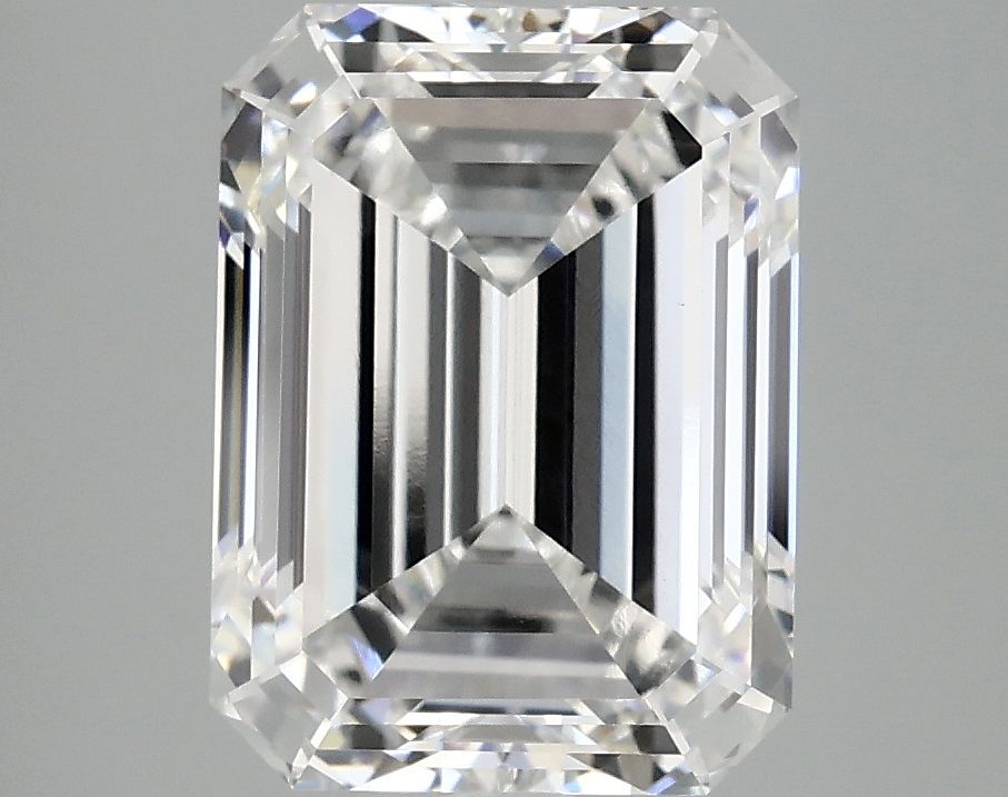 3.95 ct. emerald Lab Grown Diamond front image