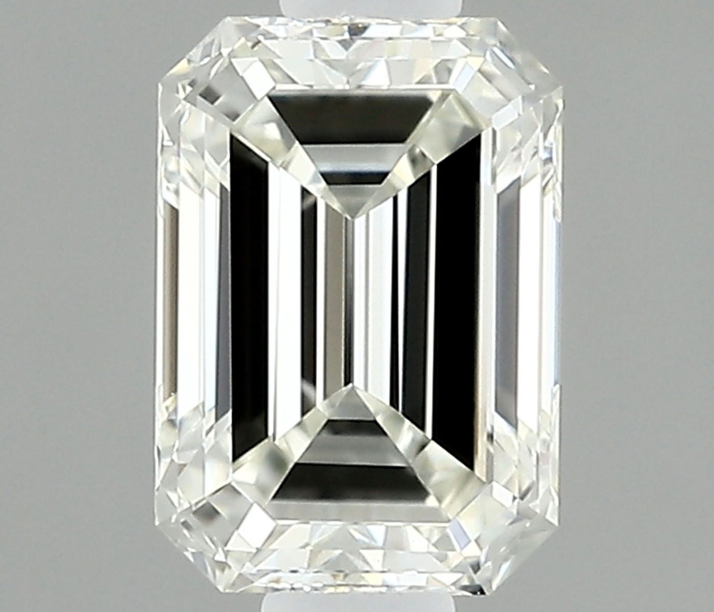 0.50 ct Emerald diamond