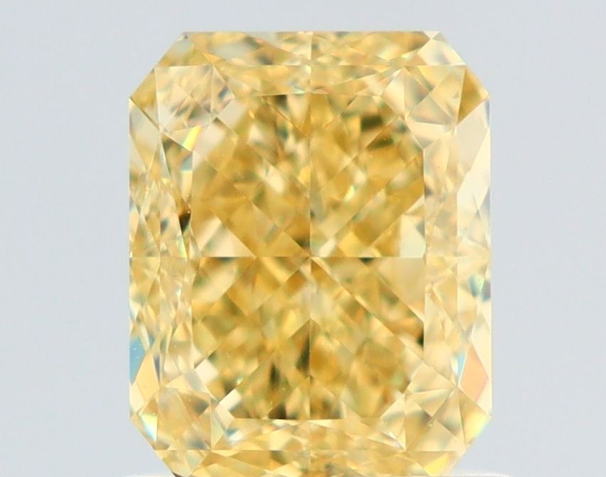 1.13 ct Radiant diamond
