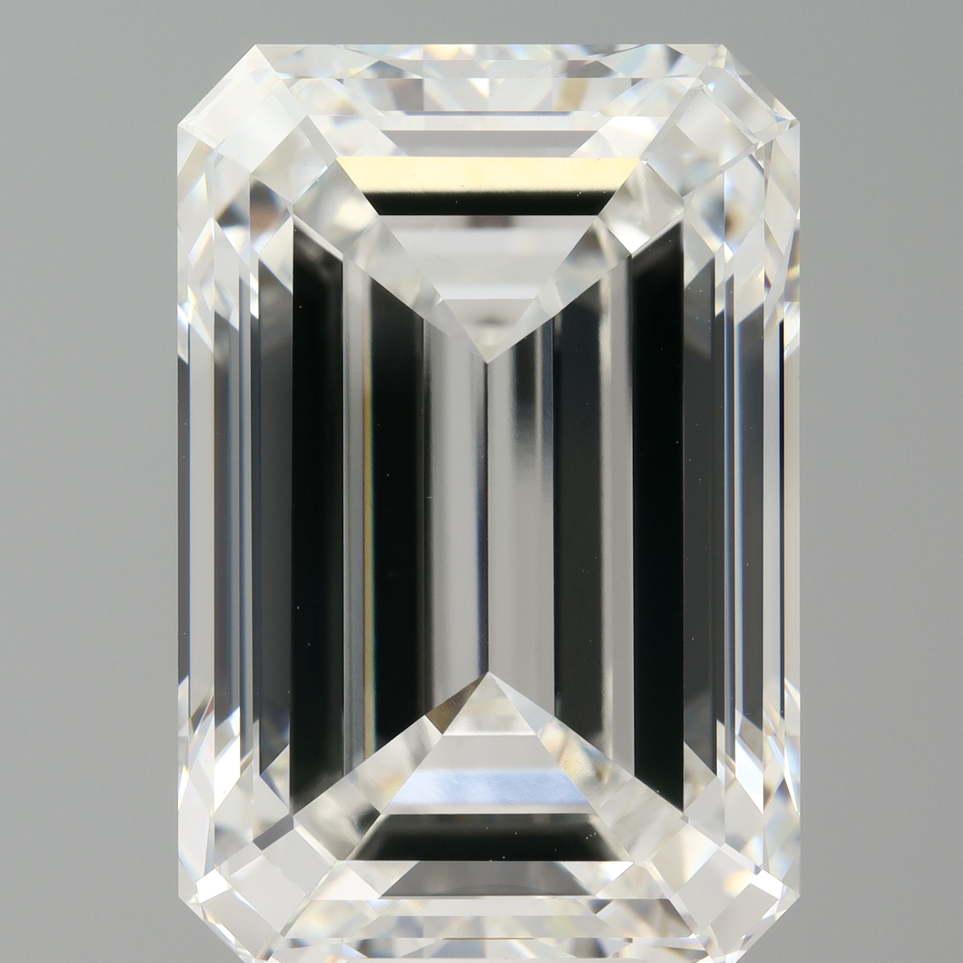 14.10 ct. emerald Lab Grown Diamond front image