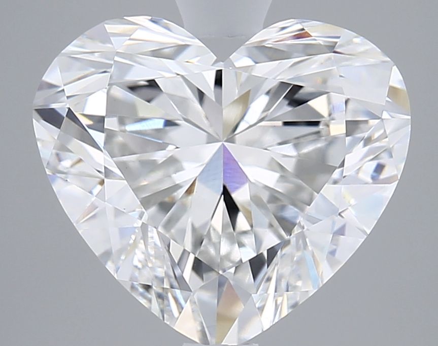 3.06 carat e VVS2 EX Cut IGI heart diamond