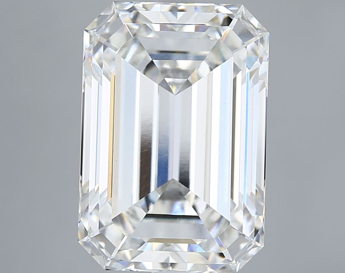 9.08 ct. emerald Lab Grown Diamond front image