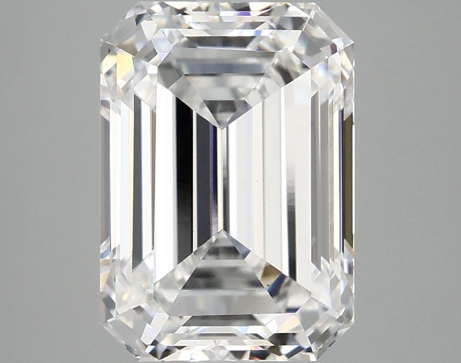 4.04 ct. emerald Lab Grown Diamond front image