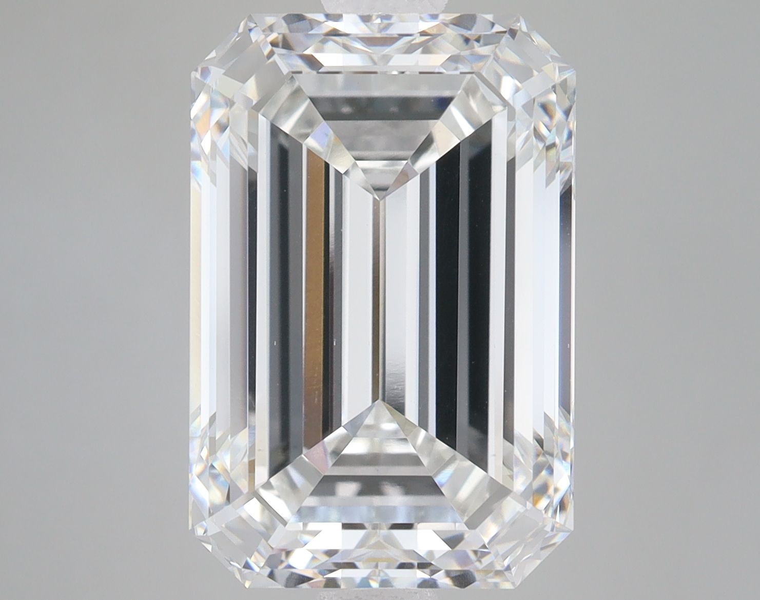 10.50 ct. emerald Lab Grown Diamond front image