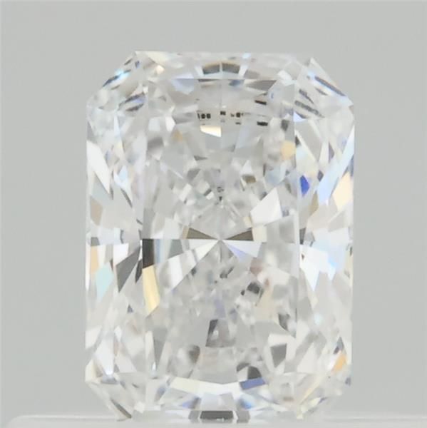 0.34 ct lab-grown Radiant Diamond