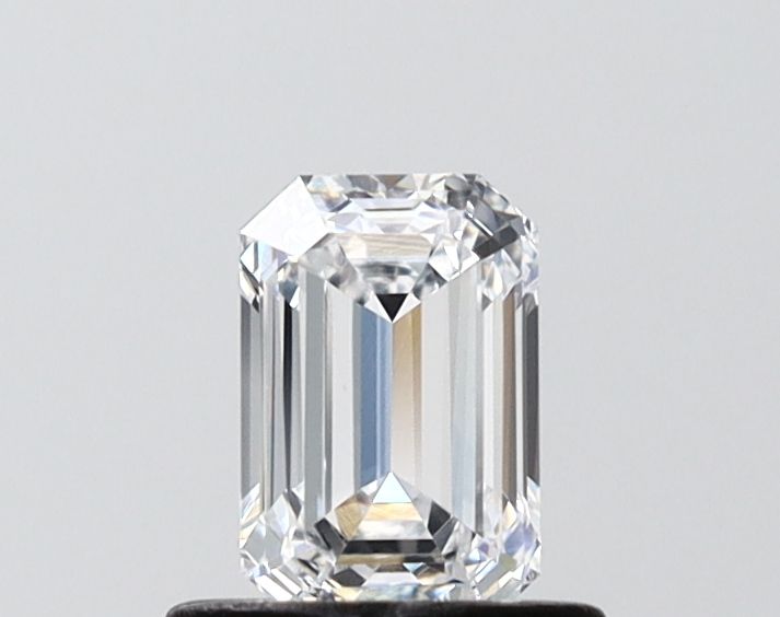 0.71 ct. emerald Lab Grown Diamond front image