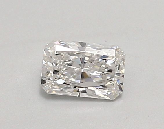 0.45 ct lab-grown Radiant Diamond