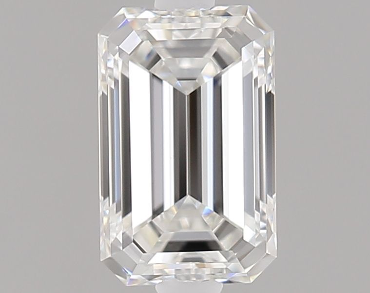 0.60 ct Emerald diamond