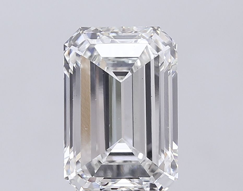 5.00 ct. emerald Lab Grown Diamond front image