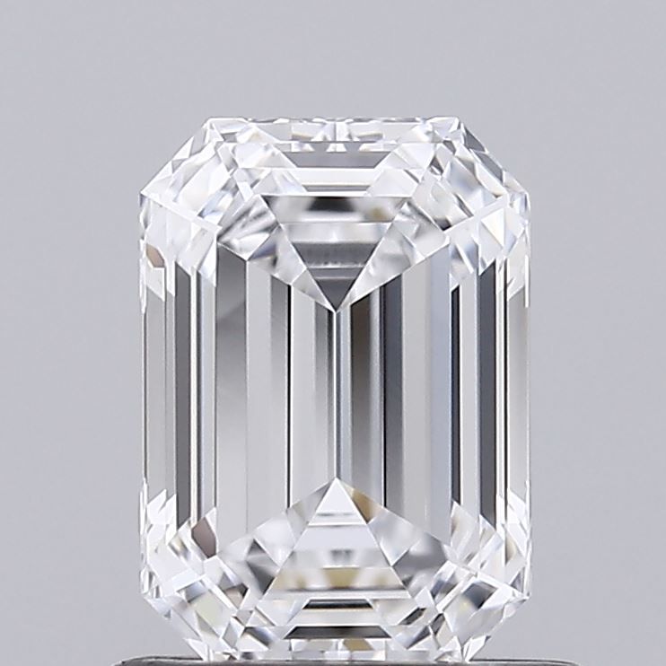 0.94 ct lab-grown Emerald Diamond