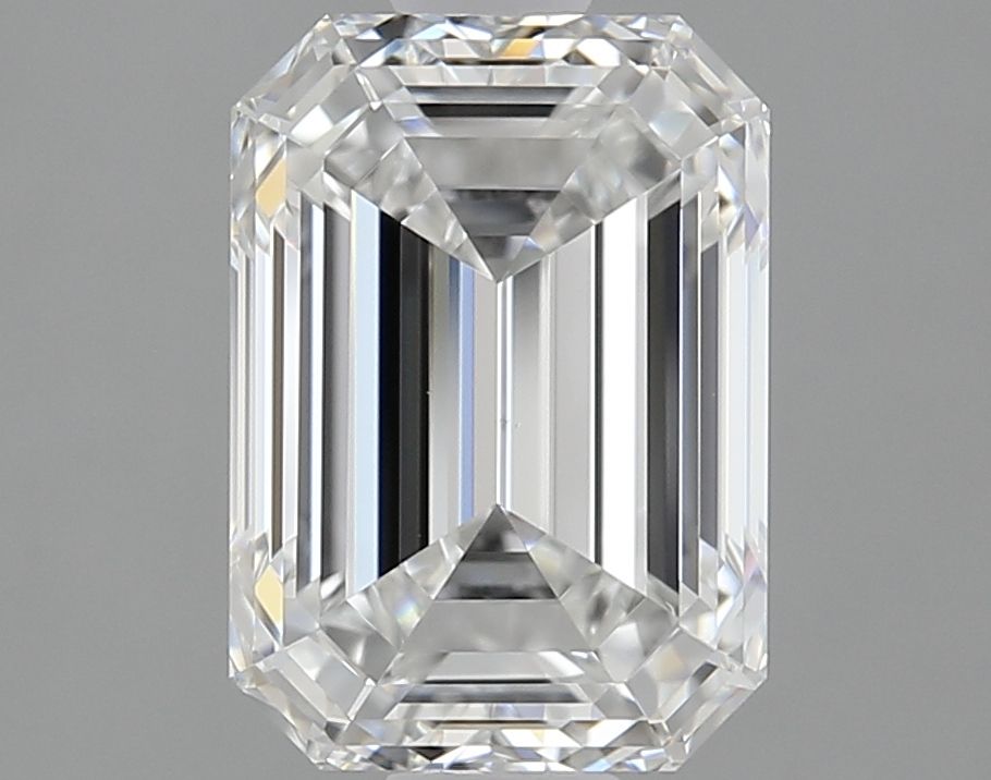 2.20 ct Emerald diamond