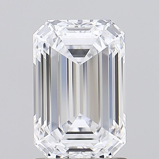 1.75 ct. emerald Lab Grown Diamond front image