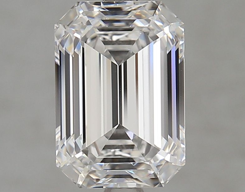 3.04 ct. emerald Lab Grown Diamond front image