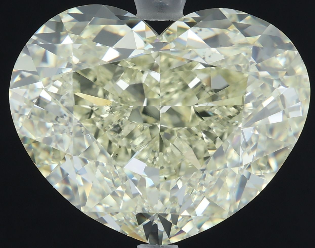 Diament 20.2 ct Fancy Light Yellow/SI1