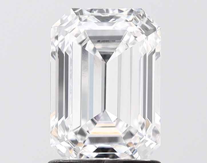 1.78 ct. emerald Lab Grown Diamond front image