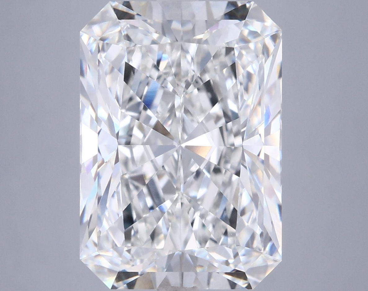 8.04 ct. radiant Lab Grown Diamond front image