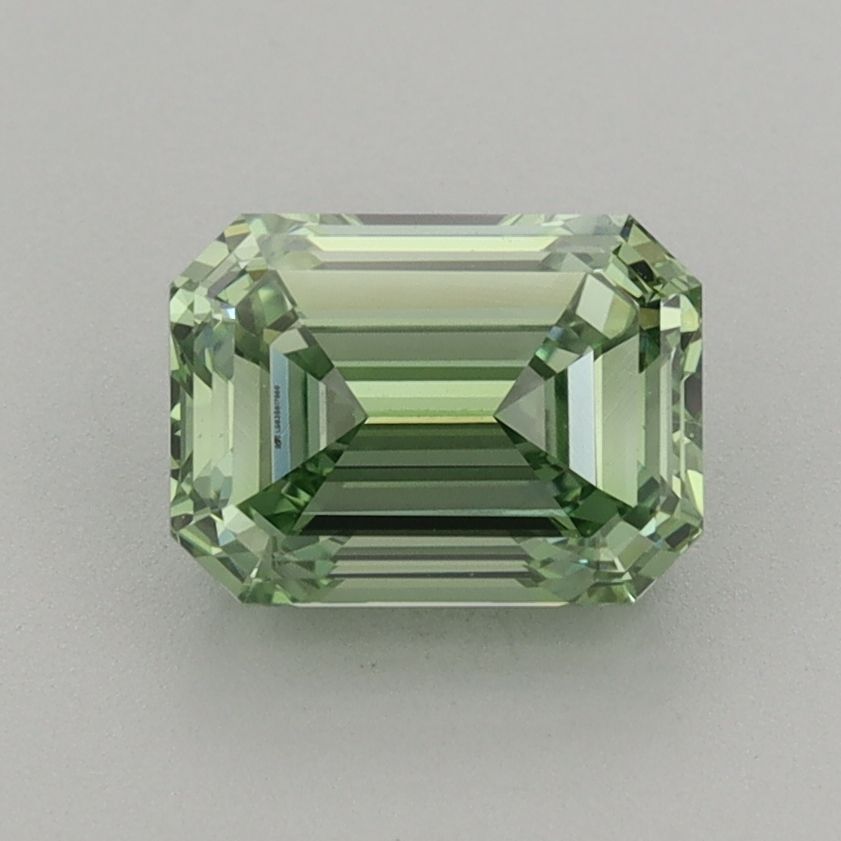 1.60 ct Emerald diamond
