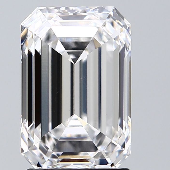 2.58 ct. emerald Lab Grown Diamond front image