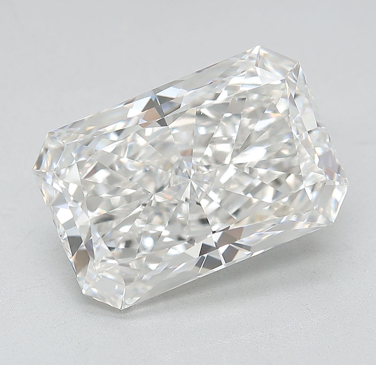 5.38 ct. radiant Lab Grown Diamond front image
