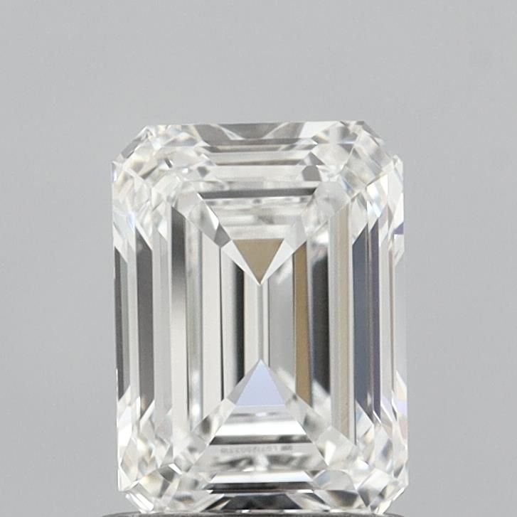 1.04 ct. emerald Lab Grown Diamond front image