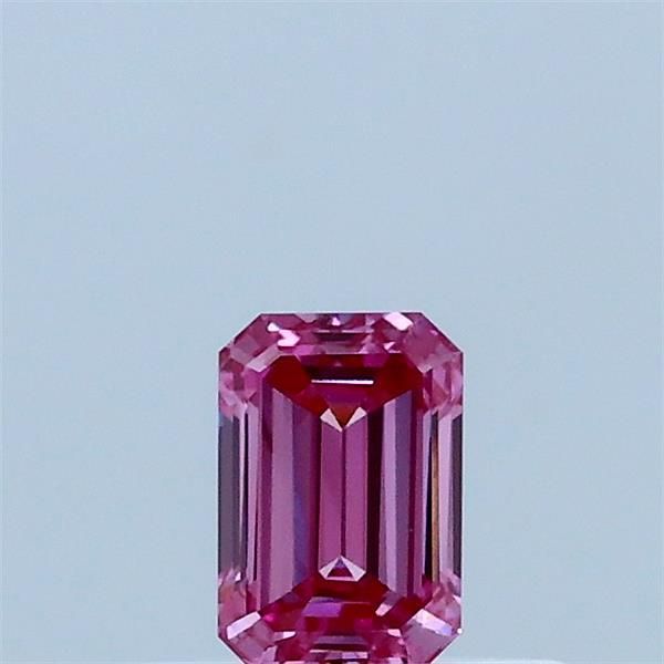 0.33 ct lab-grown Emerald Diamond