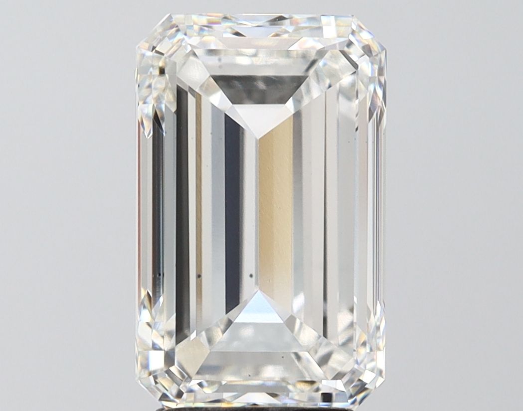 4.90 ct. emerald Lab Grown Diamond front image