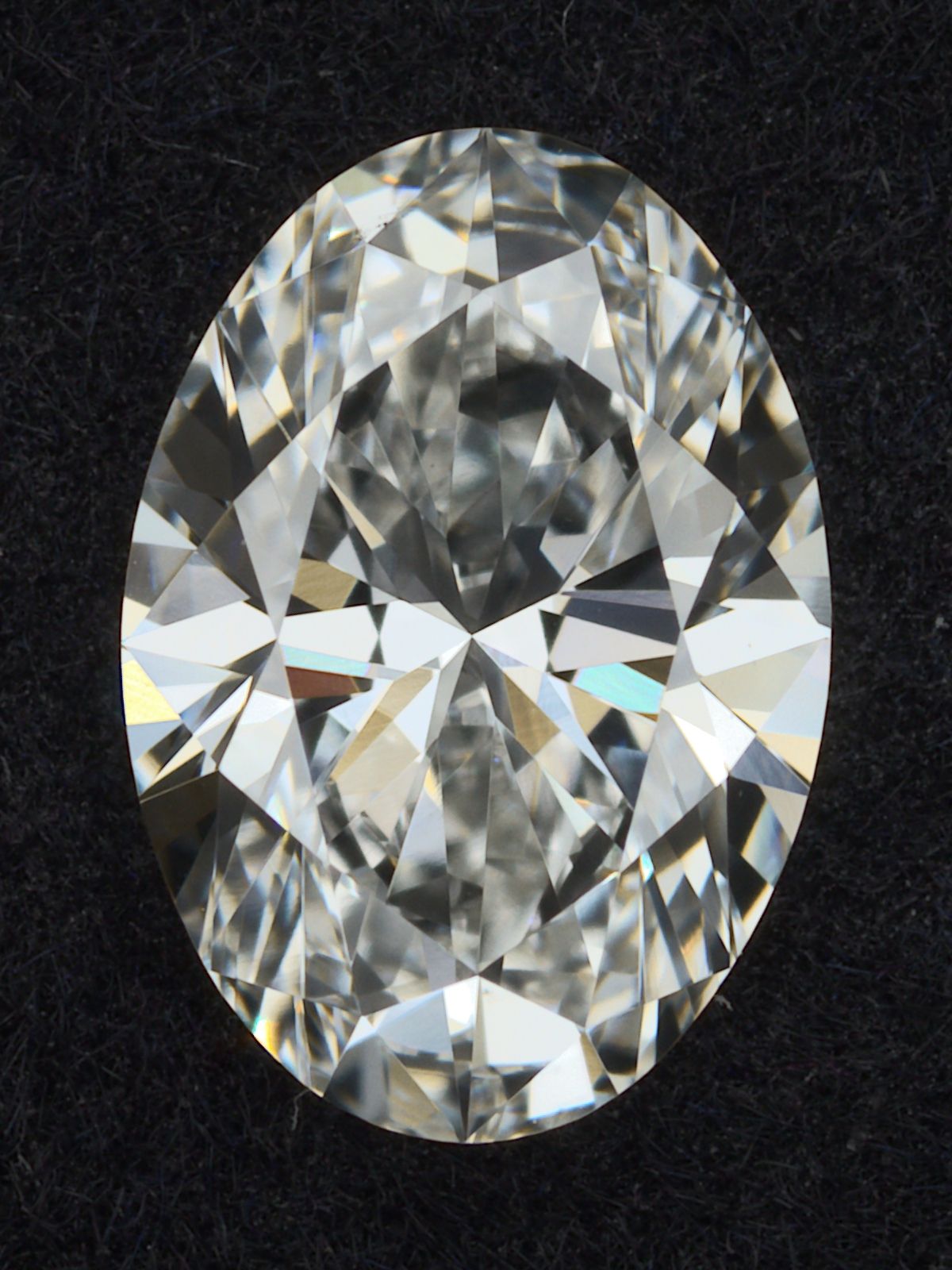 0.52 ct. oval Lab Grown Diamond front image