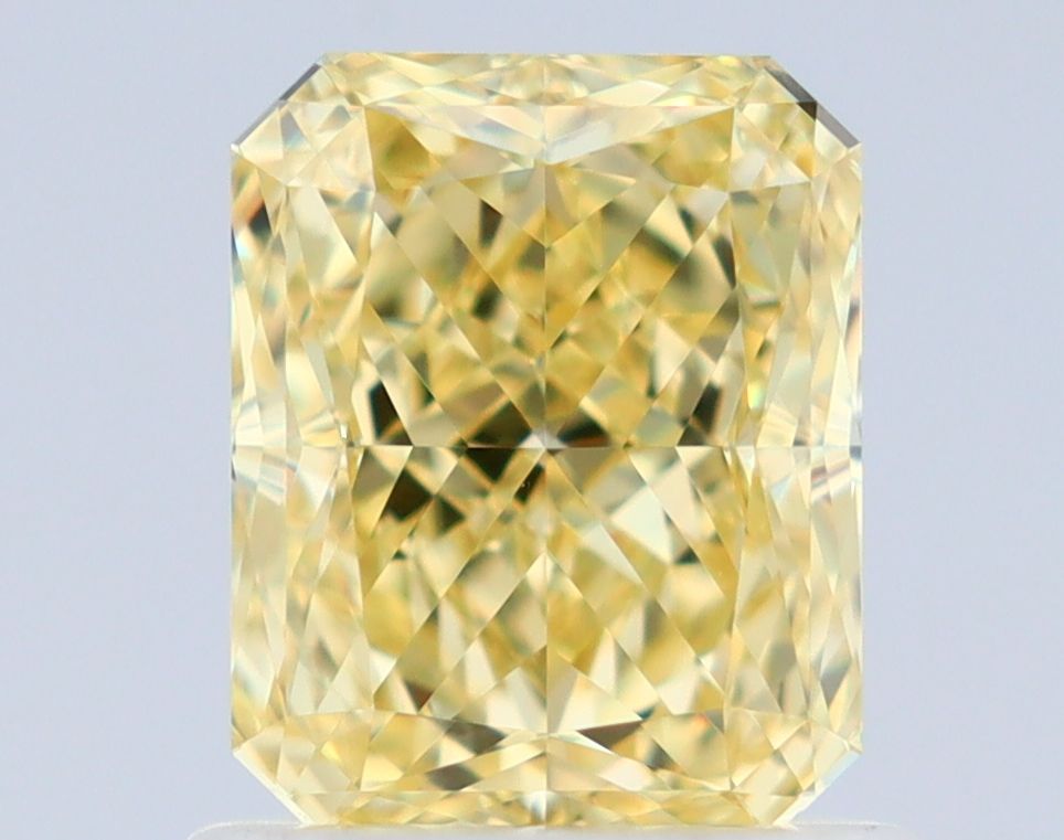 1.04 ct Radiant diamond