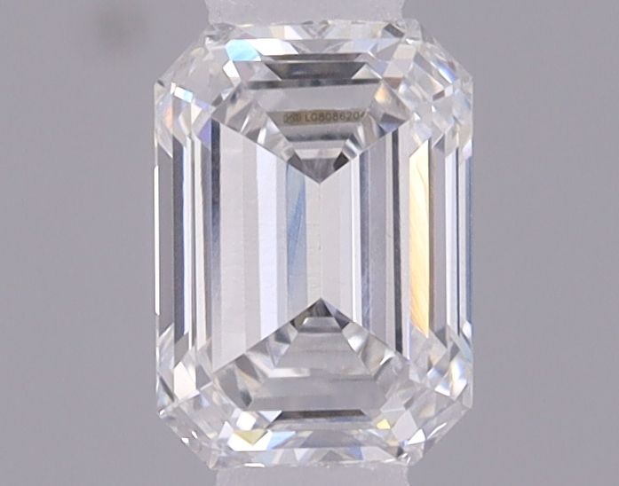 0.50 ct. emerald Lab Grown Diamond front image
