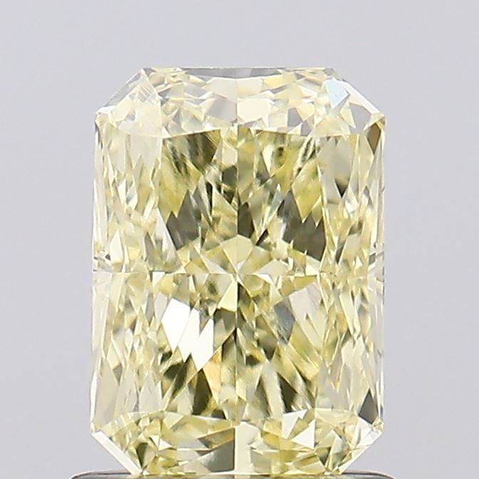 1.04 ct Radiant diamond