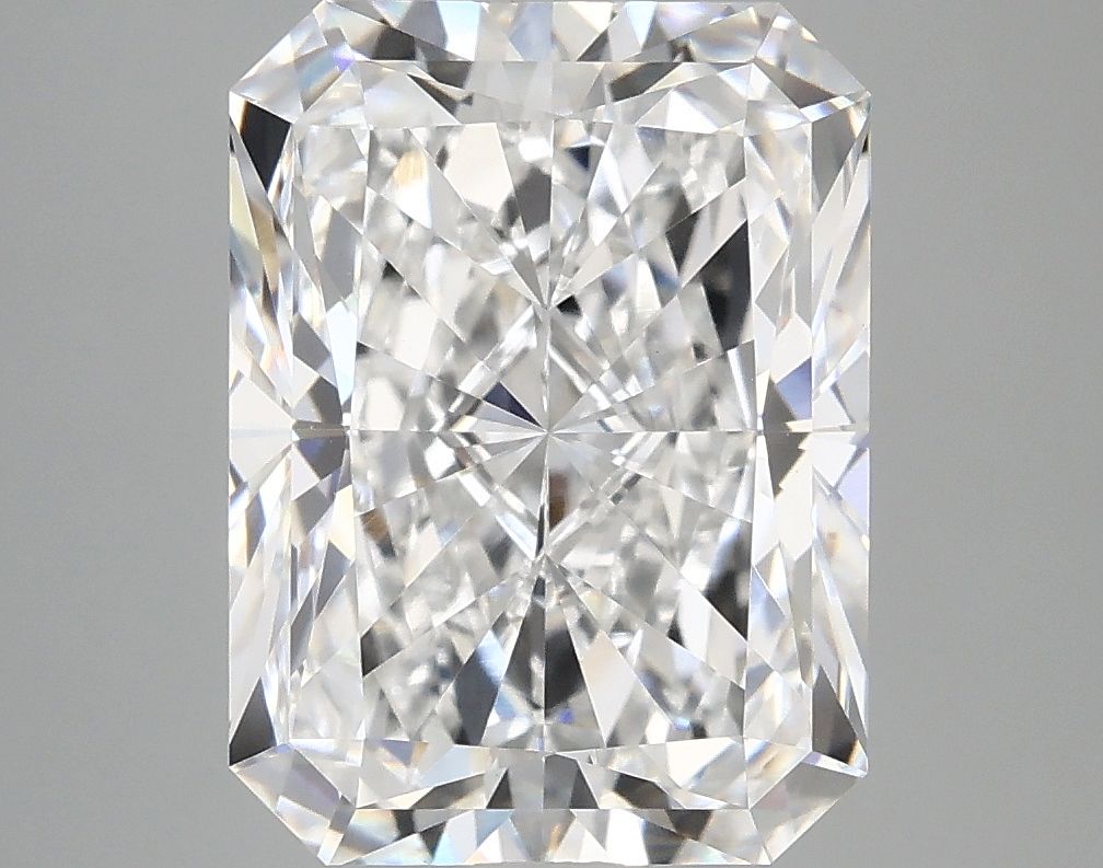 4.92 ct. radiant Lab Grown Diamond front image