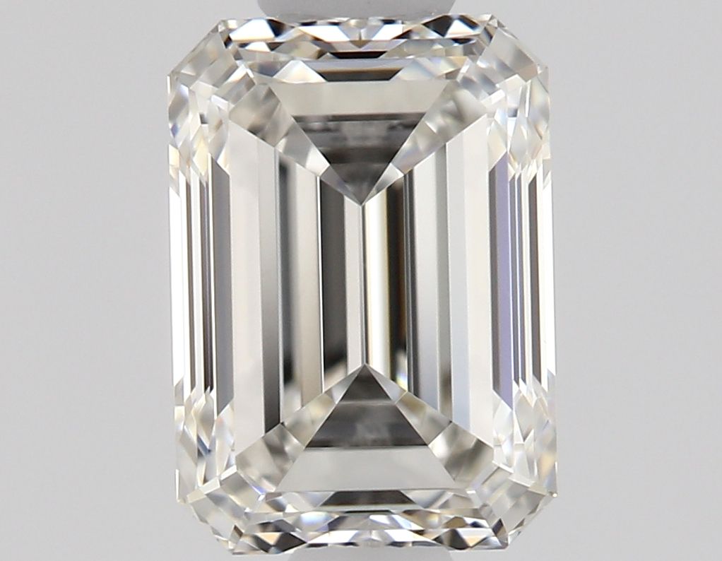 0.83 ct Emerald diamond