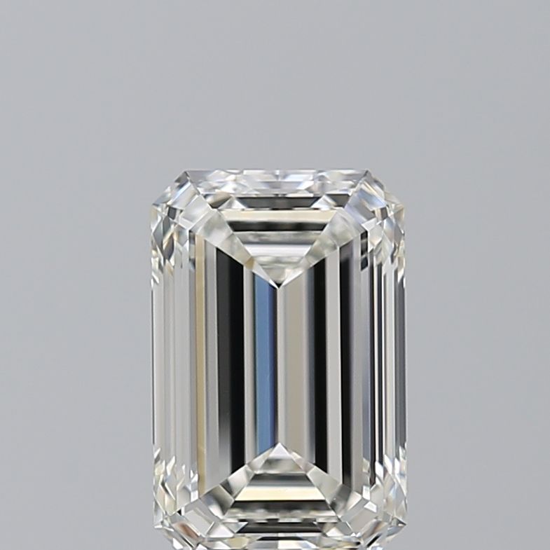 3.06 ct Emerald diamond