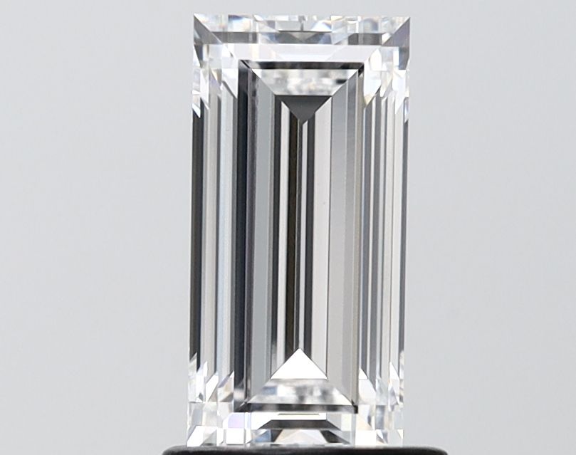 1.39 ct lab-grown Baguette Diamond