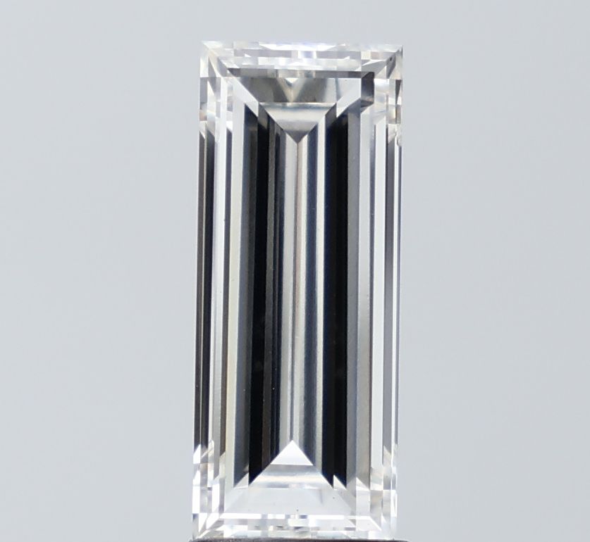 2.8 ct lab-grown Baguette Diamond