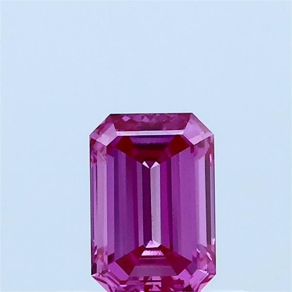 0.42 ct lab-grown Emerald Diamond