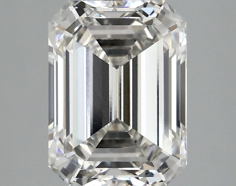2.57 ct Emerald diamond
