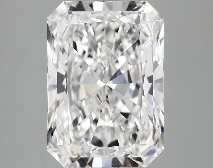 3.09 ct. radiant Lab Grown Diamond front image