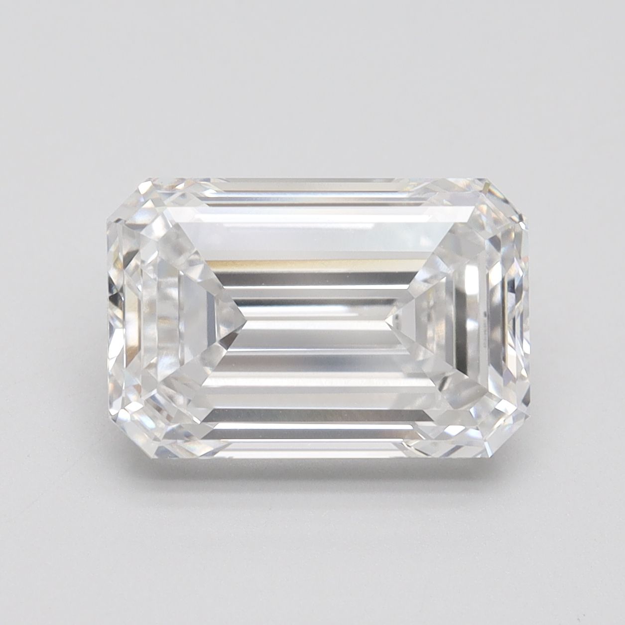 4.55 ct. emerald Lab Grown Diamond front image