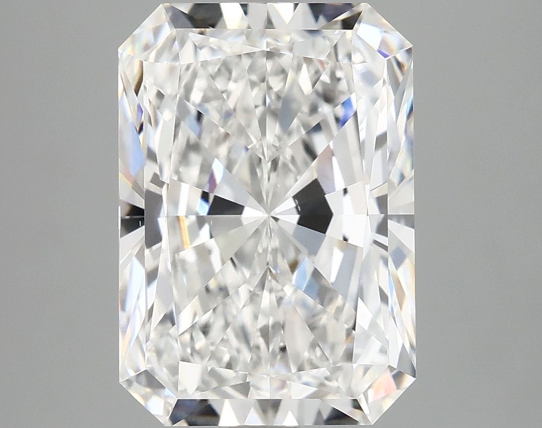 4.89 ct. radiant Lab Grown Diamond front image