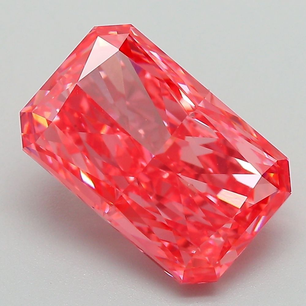 4.68 ct. radiant Lab Grown Diamond front image